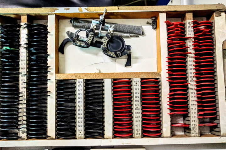 best lens at giriraj goyal eye hospital near Vaishali Nagar Jaipur